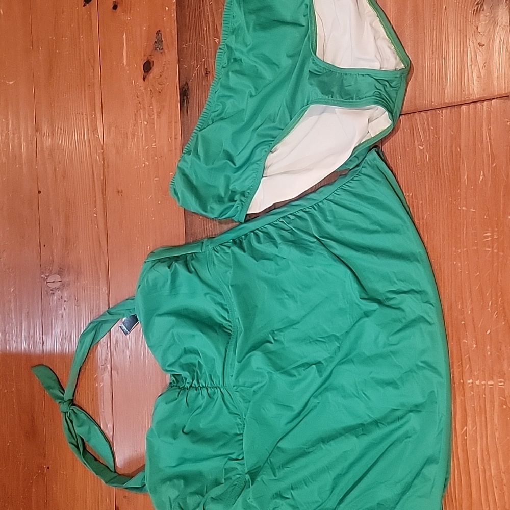 Alex Marie 2 piece swimsuit - 22Wtop/24wbottom